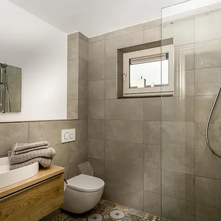 Zoet Valkenburg Апартаменты Валкенбург